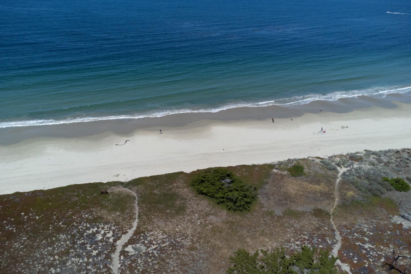 Detail Gallery Image 39 of 41 For 43 La Playa St, Monterey,  CA 93940 - 2 Beds | 2/1 Baths
