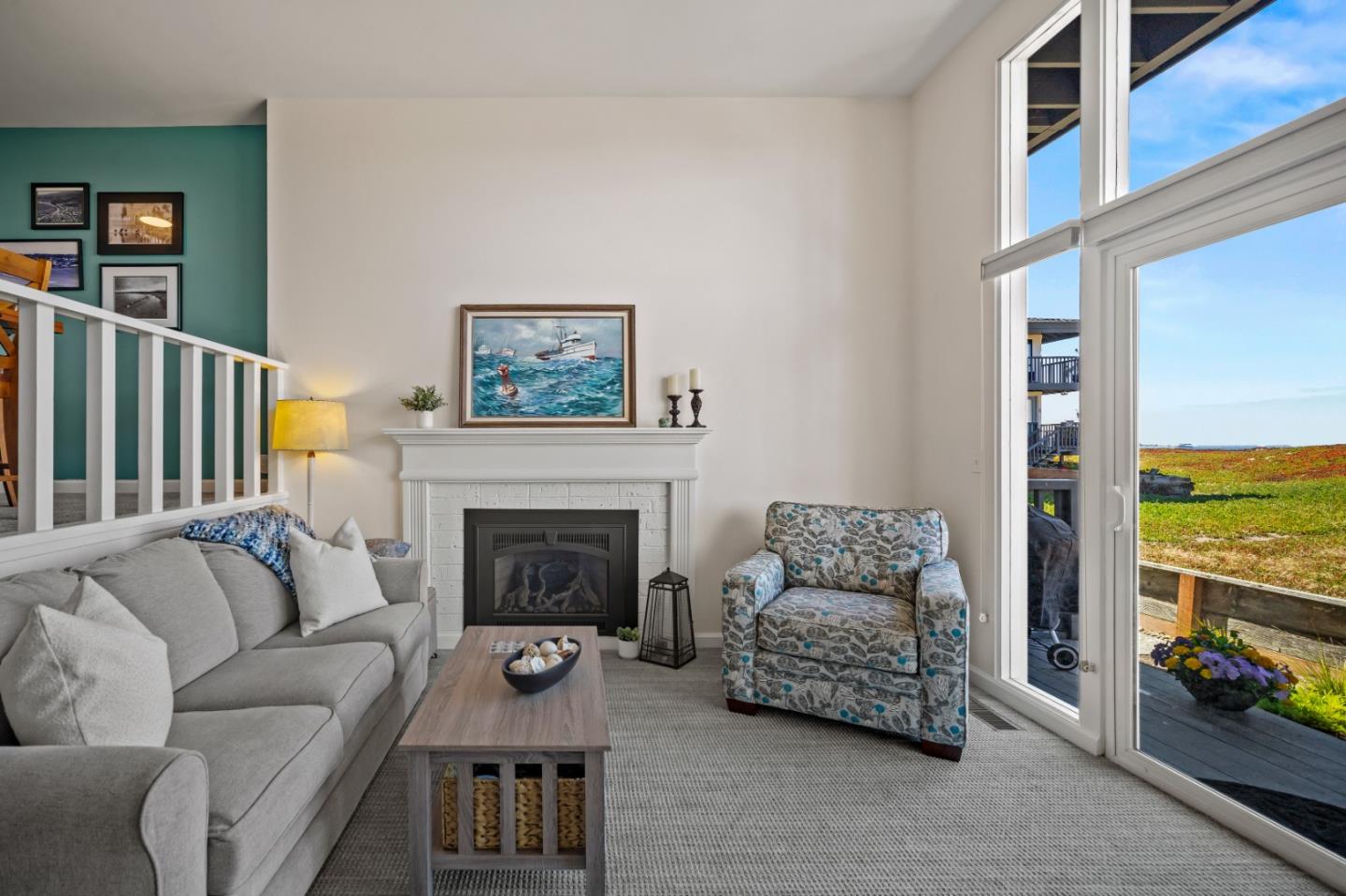 Detail Gallery Image 9 of 41 For 43 La Playa St, Monterey,  CA 93940 - 2 Beds | 2/1 Baths
