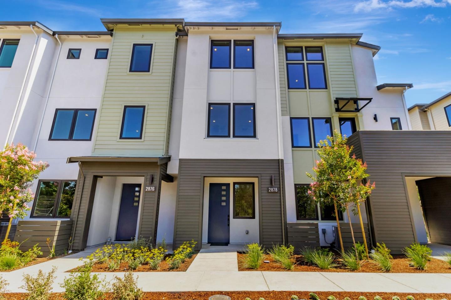 Detail Gallery Image 2 of 18 For 2878 Josephine Ln, Palo Alto,  CA 94303 - 3 Beds | 3/1 Baths