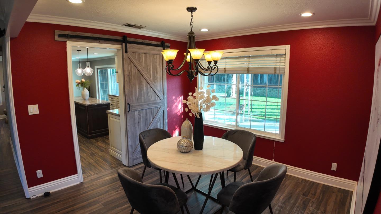 Detail Gallery Image 6 of 10 For 4974 Parrish Ct, San Jose,  CA 95111 - 4 Beds | 2/1 Baths