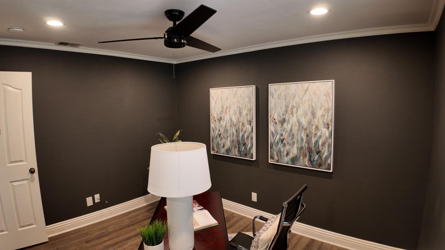 Detail Gallery Image 8 of 10 For 4974 Parrish Ct, San Jose,  CA 95111 - 4 Beds | 2/1 Baths