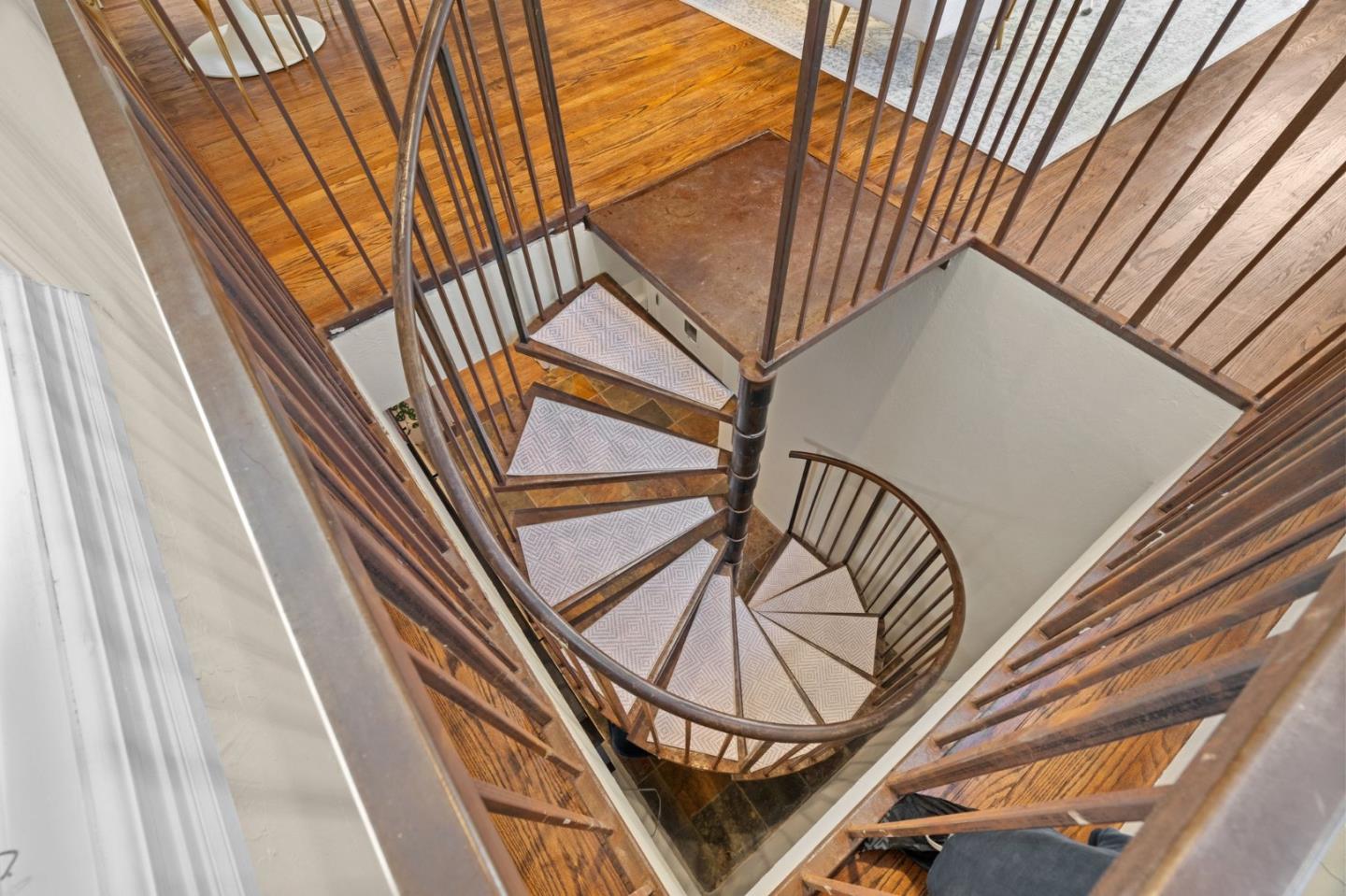Detail Gallery Image 10 of 63 For 460 San Bruno Ave, Brisbane,  CA 94005 - 3 Beds | 2 Baths