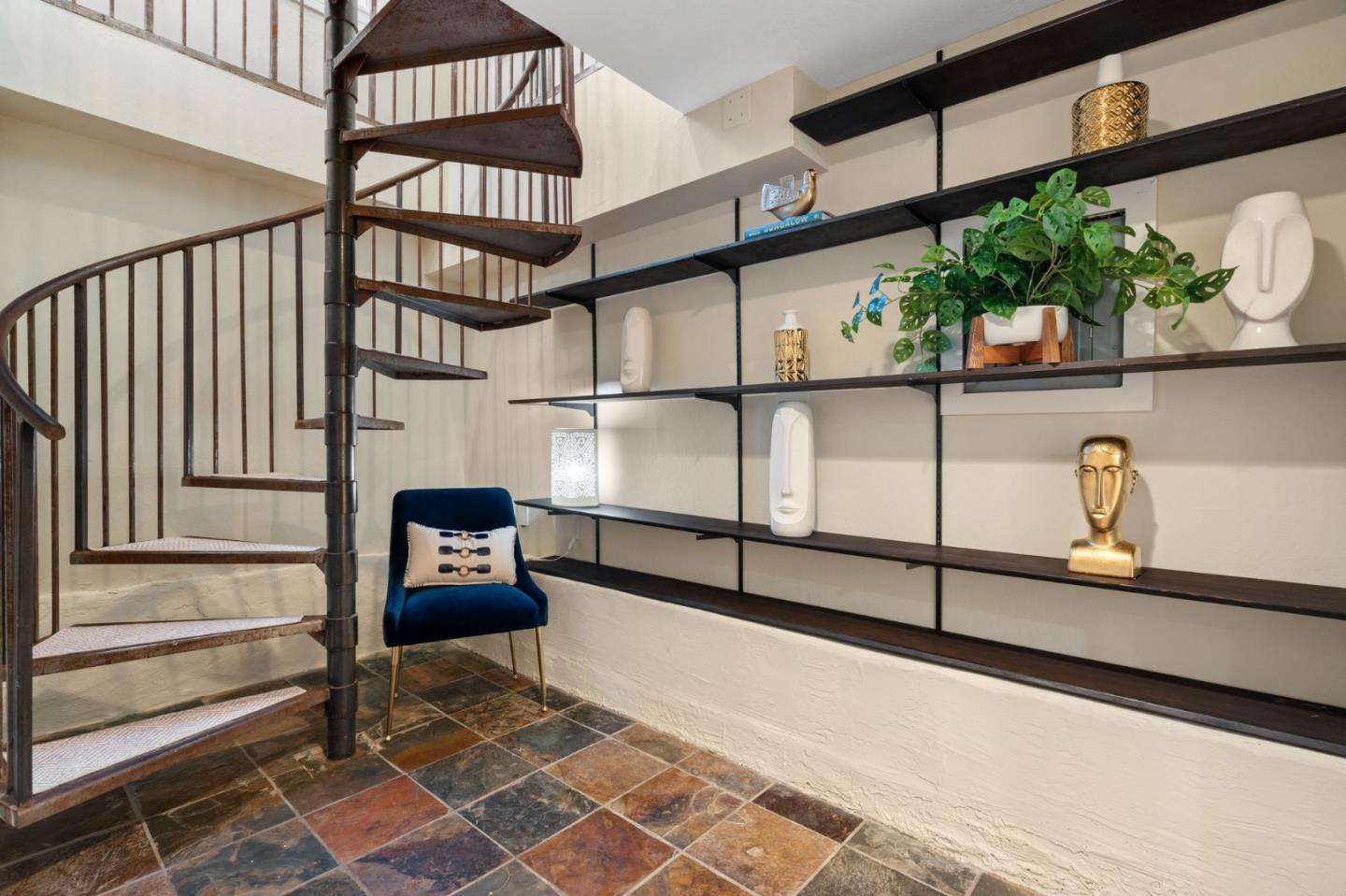 Detail Gallery Image 29 of 63 For 460 San Bruno Ave, Brisbane,  CA 94005 - 3 Beds | 2 Baths