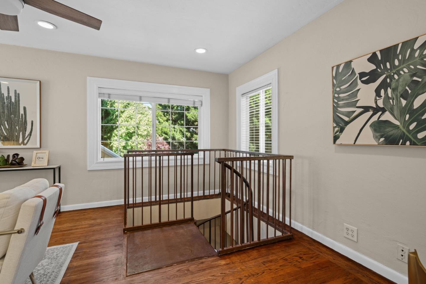 Detail Gallery Image 9 of 63 For 460 San Bruno Ave, Brisbane,  CA 94005 - 3 Beds | 2 Baths