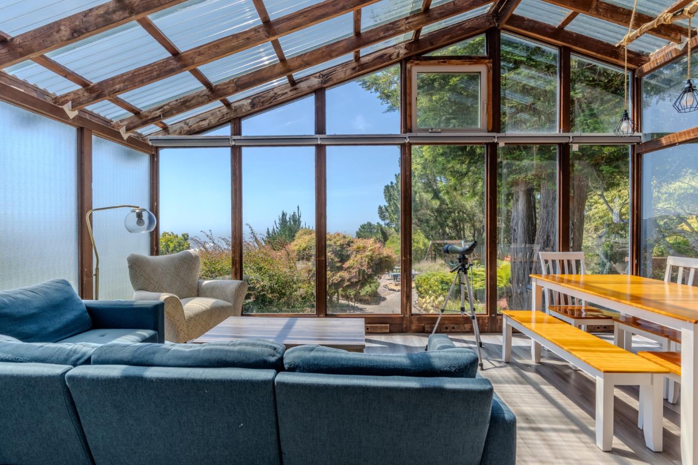 Detail Gallery Image 13 of 48 For 1327 Crespi Dr, Pacifica,  CA 94044 - 3 Beds | 2 Baths