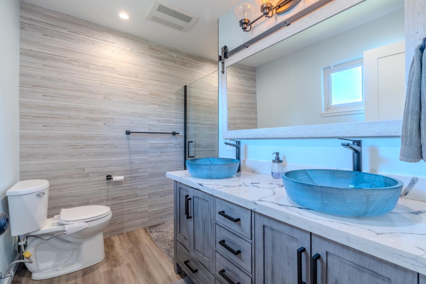 Detail Gallery Image 17 of 48 For 1327 Crespi Dr, Pacifica,  CA 94044 - 3 Beds | 2 Baths