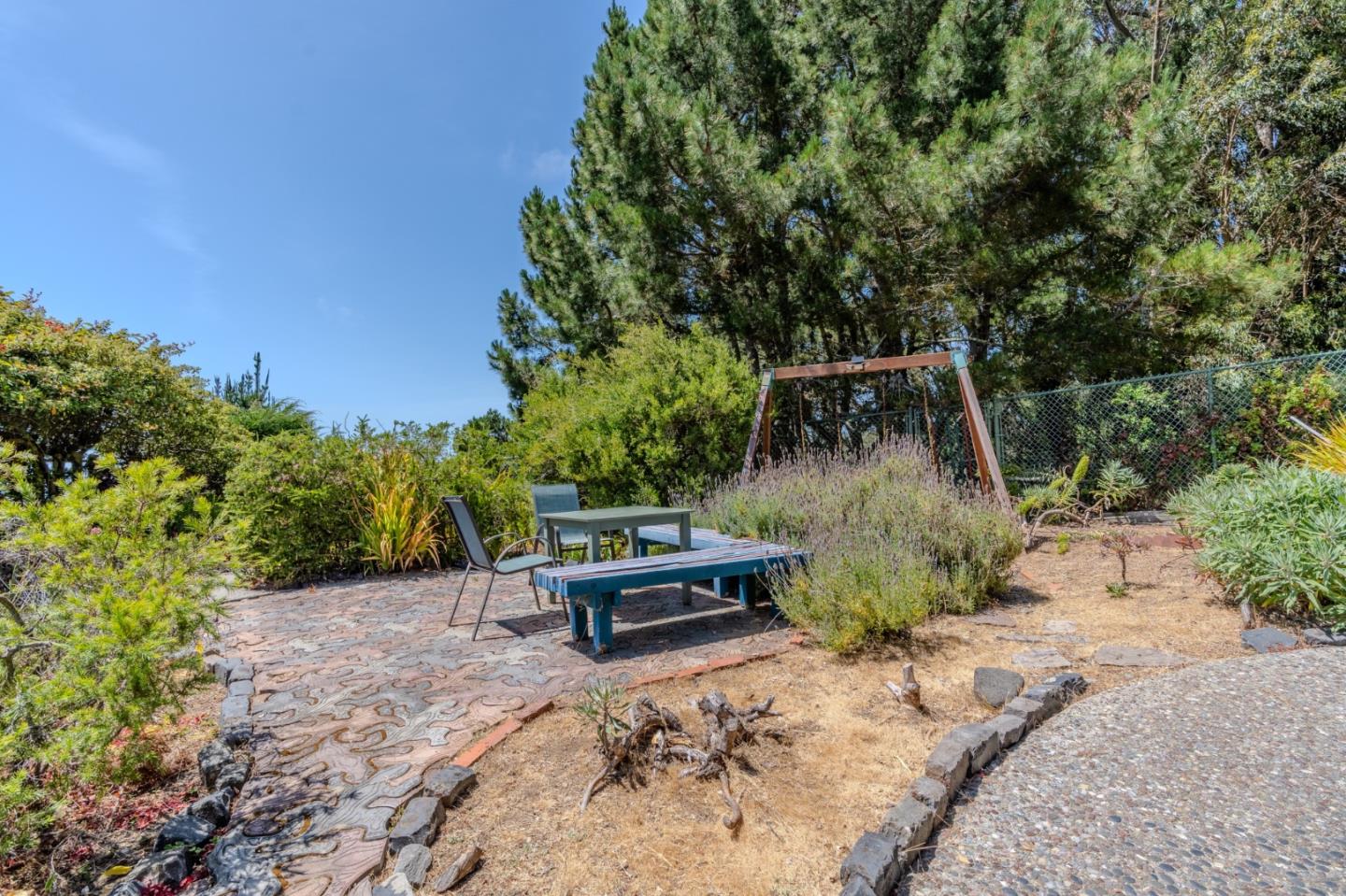 Detail Gallery Image 29 of 48 For 1327 Crespi Dr, Pacifica,  CA 94044 - 3 Beds | 2 Baths