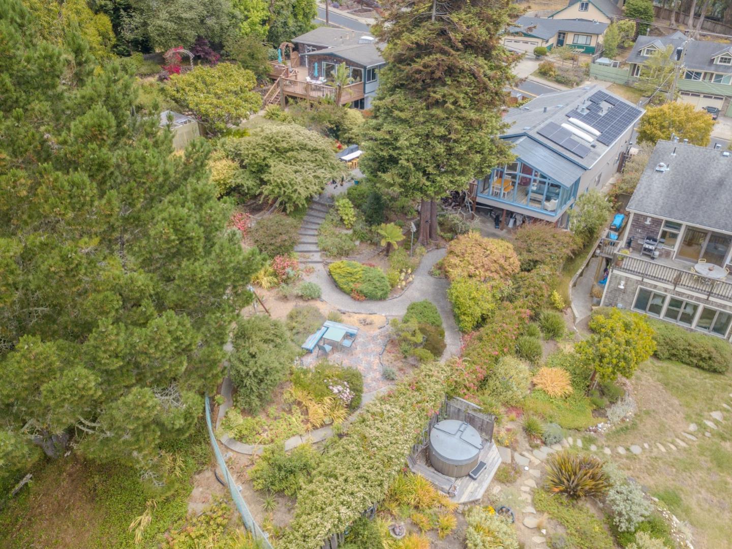 Detail Gallery Image 47 of 48 For 1327 Crespi Dr, Pacifica,  CA 94044 - 3 Beds | 2 Baths