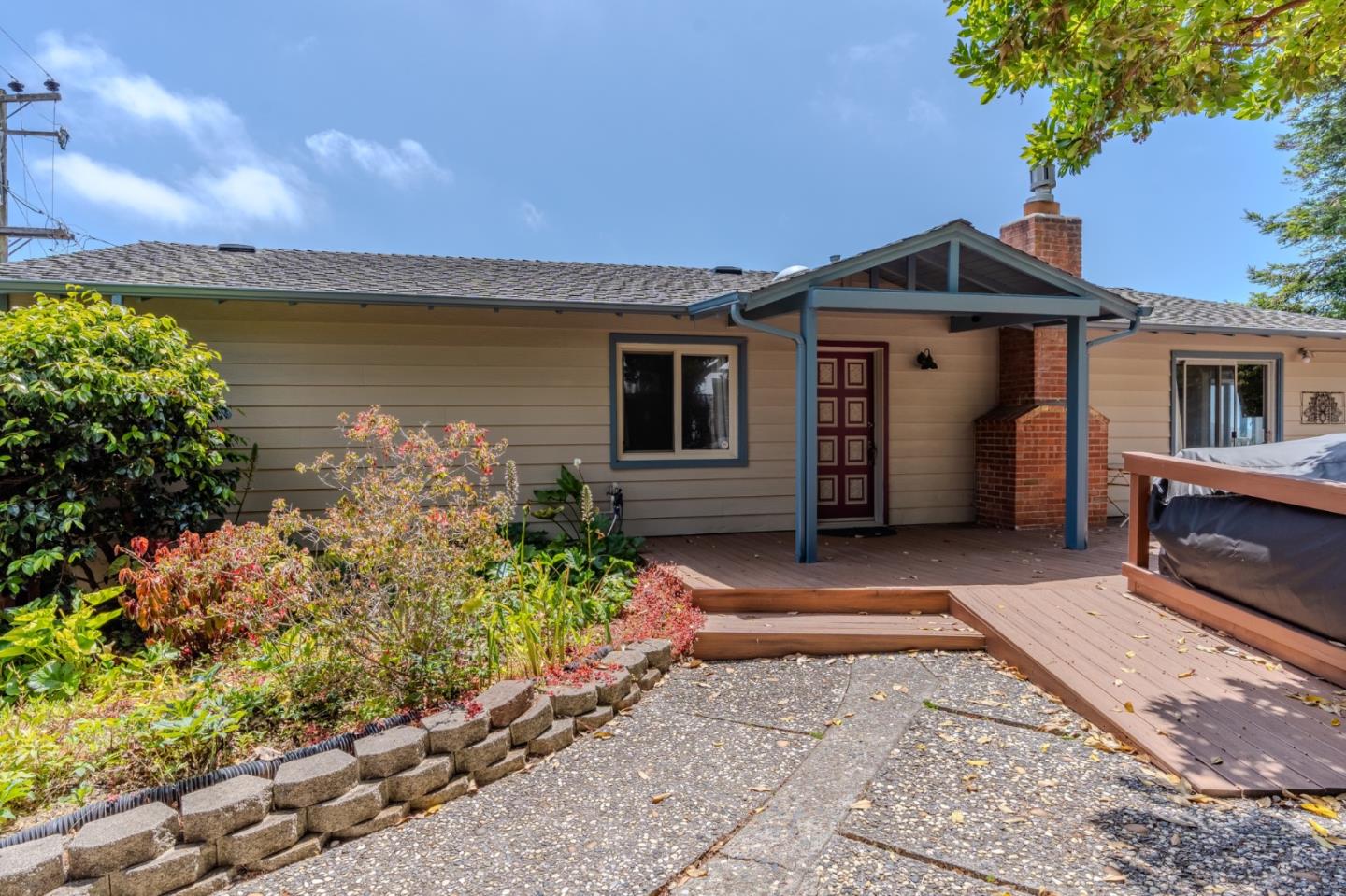 Detail Gallery Image 5 of 48 For 1327 Crespi Dr, Pacifica,  CA 94044 - 3 Beds | 2 Baths
