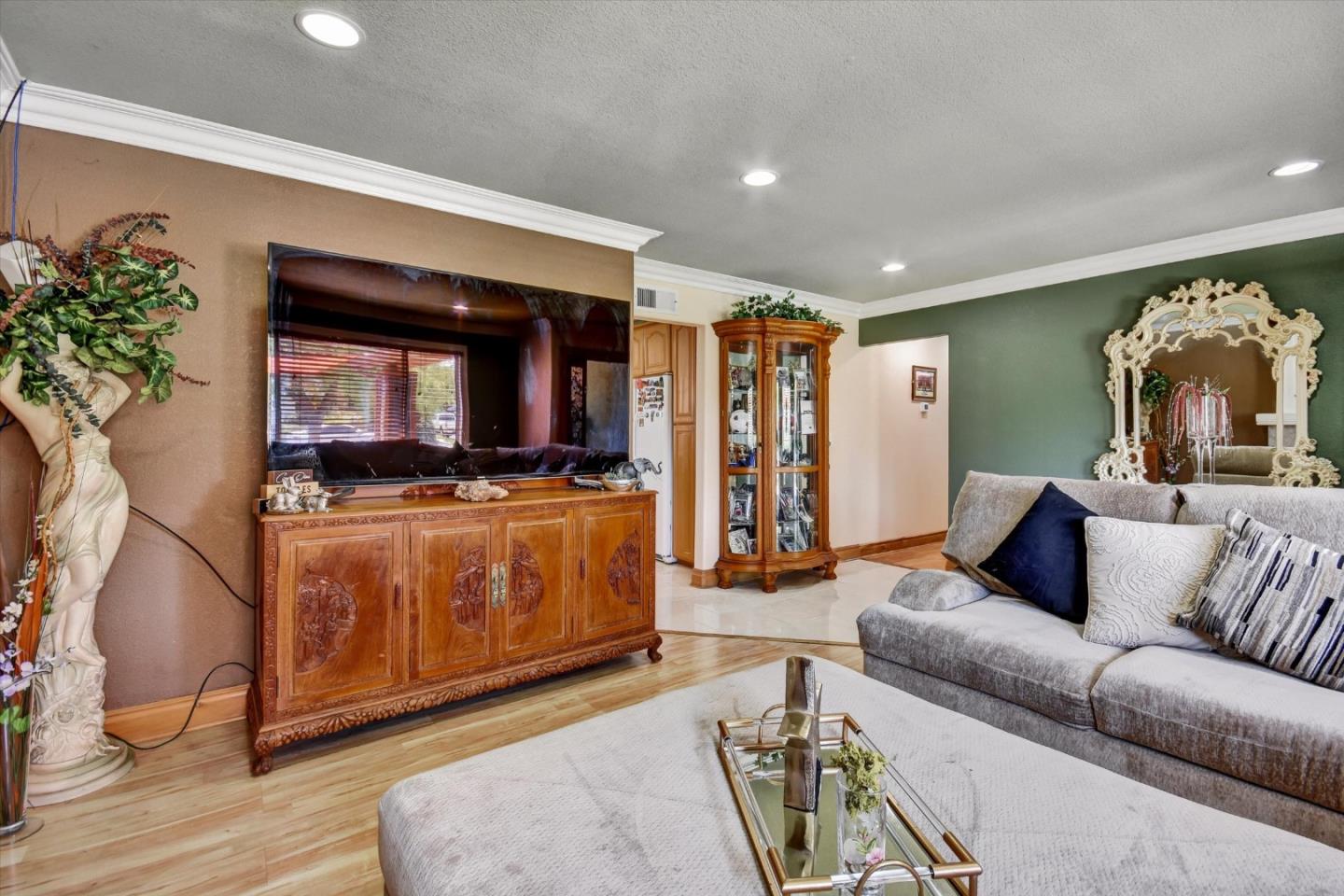 Detail Gallery Image 14 of 55 For 101 Avenida Espana, San Jose,  CA 95139 - 4 Beds | 2 Baths