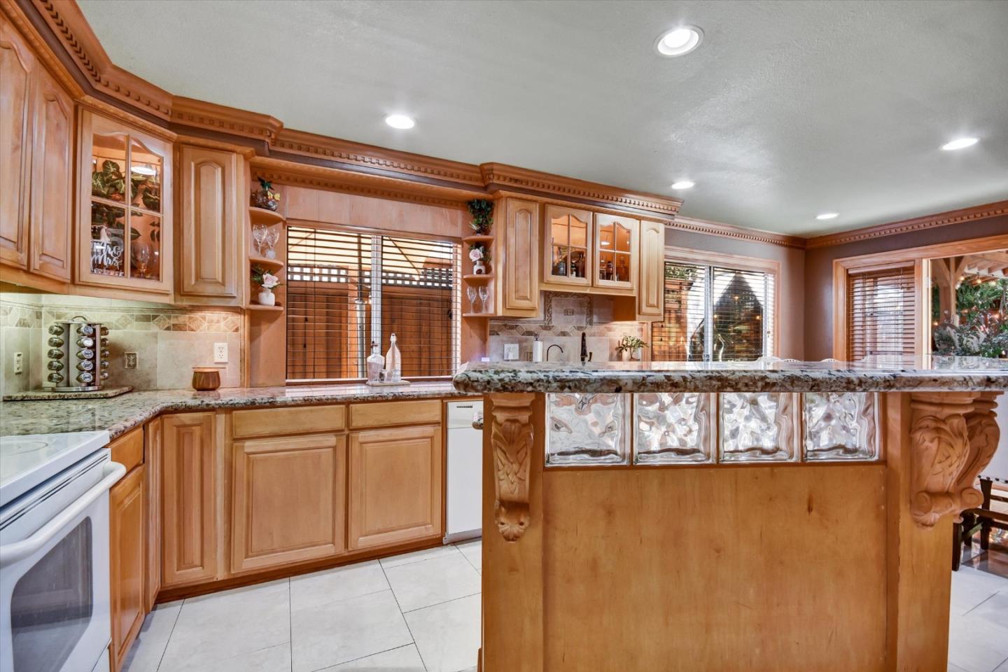 Detail Gallery Image 17 of 55 For 101 Avenida Espana, San Jose,  CA 95139 - 4 Beds | 2 Baths