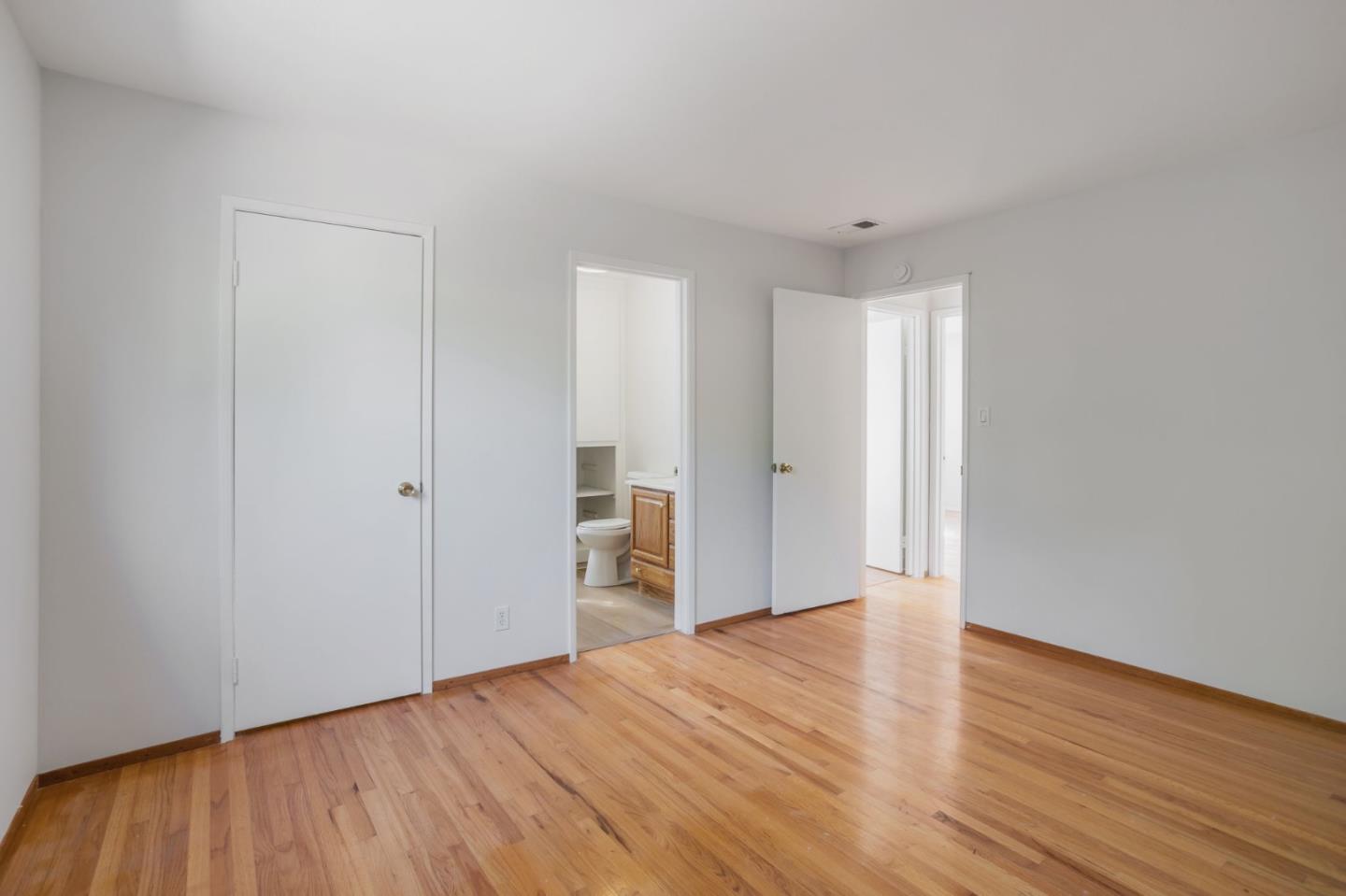Detail Gallery Image 21 of 35 For 2699 Loomis Dr, San Jose,  CA 95121 - 3 Beds | 2 Baths