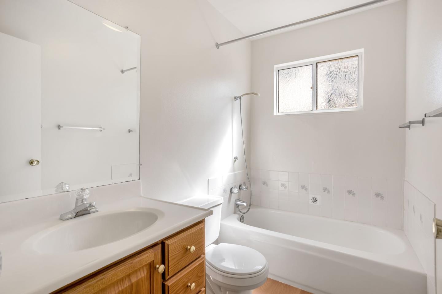 Detail Gallery Image 24 of 35 For 2699 Loomis Dr, San Jose,  CA 95121 - 3 Beds | 2 Baths