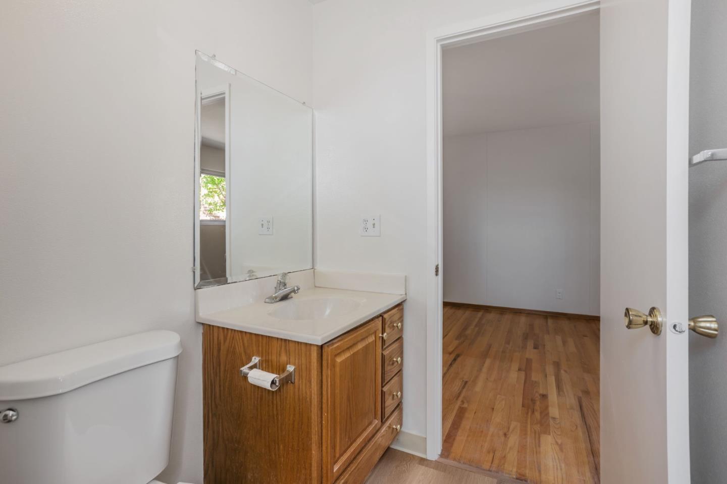 Detail Gallery Image 27 of 35 For 2699 Loomis Dr, San Jose,  CA 95121 - 3 Beds | 2 Baths