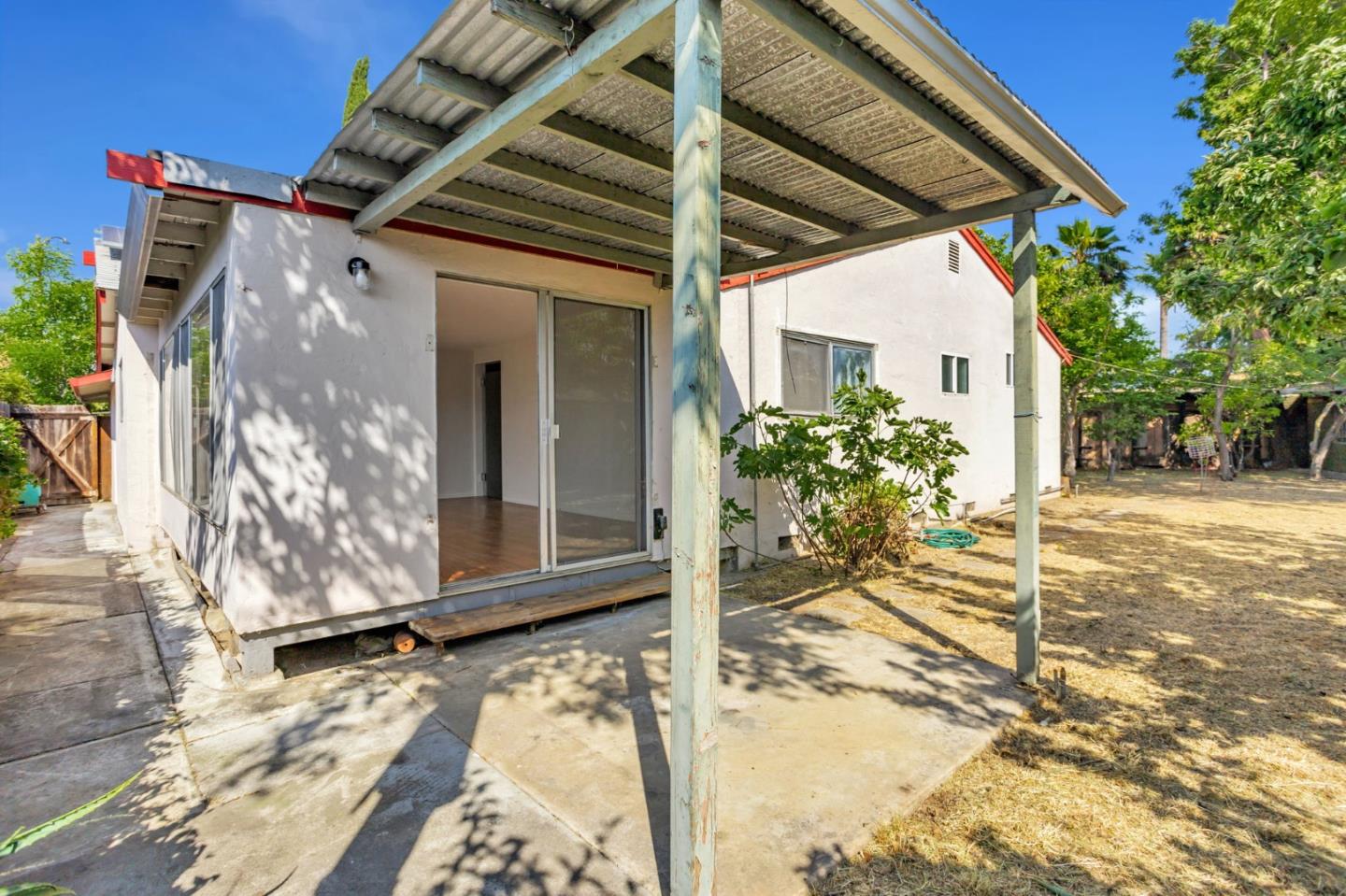 Detail Gallery Image 31 of 35 For 2699 Loomis Dr, San Jose,  CA 95121 - 3 Beds | 2 Baths