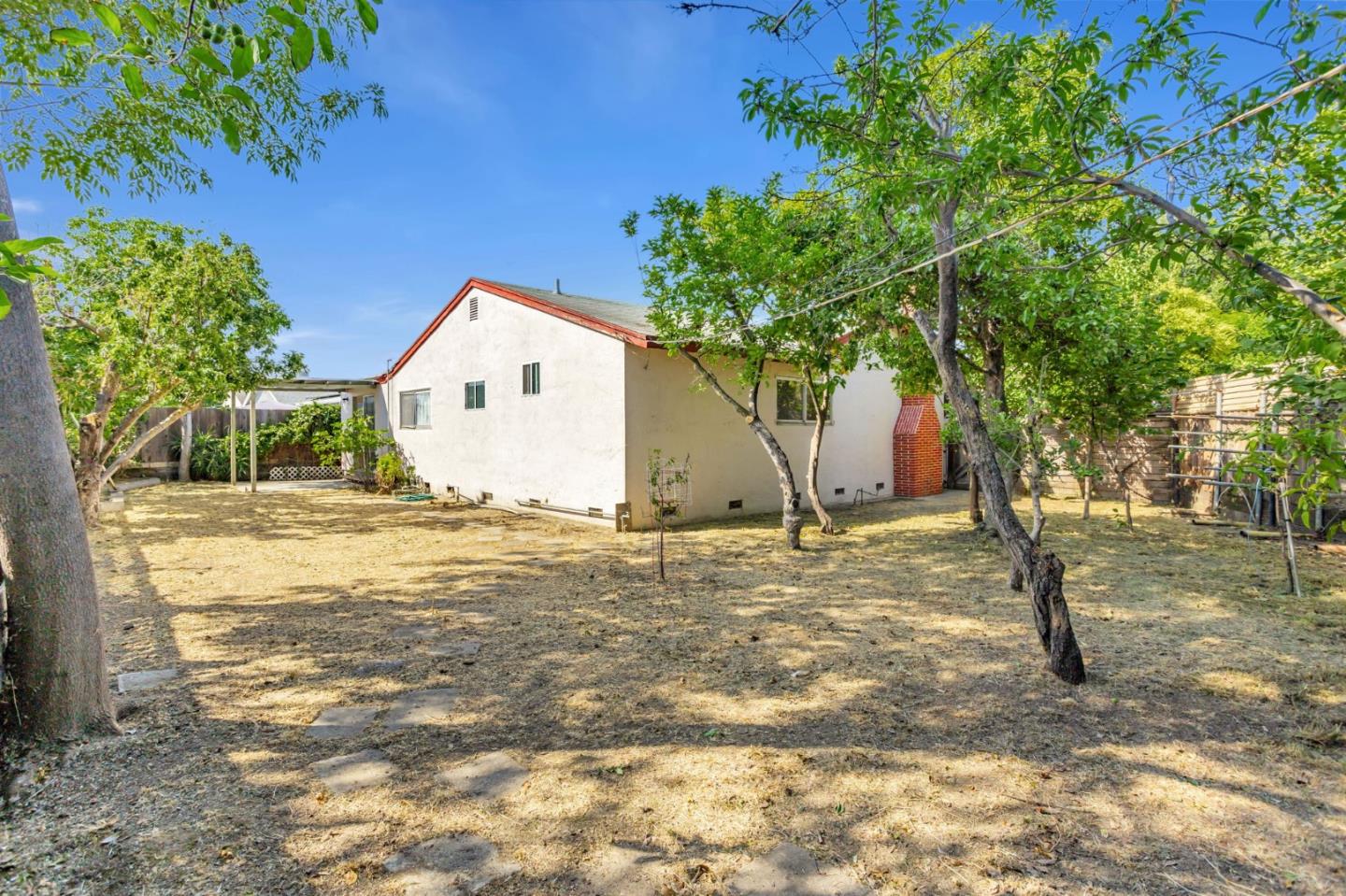 Detail Gallery Image 33 of 35 For 2699 Loomis Dr, San Jose,  CA 95121 - 3 Beds | 2 Baths