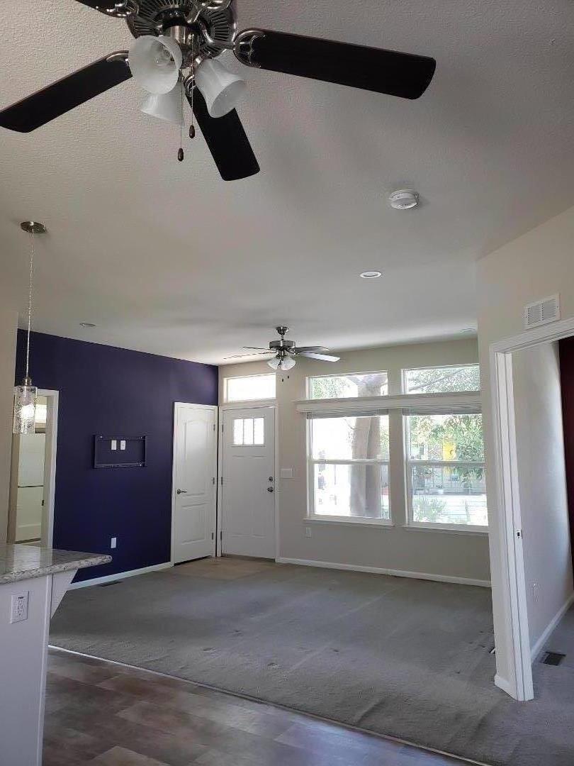 Detail Gallery Image 13 of 38 For 440 Moffett Blvd #84,  Mountain View,  CA 94043 - 2 Beds | 2 Baths