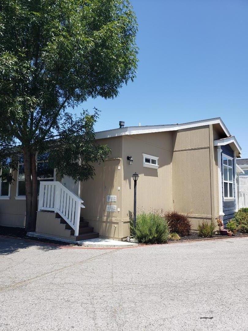 Detail Gallery Image 6 of 38 For 440 Moffett Blvd #84,  Mountain View,  CA 94043 - 2 Beds | 2 Baths