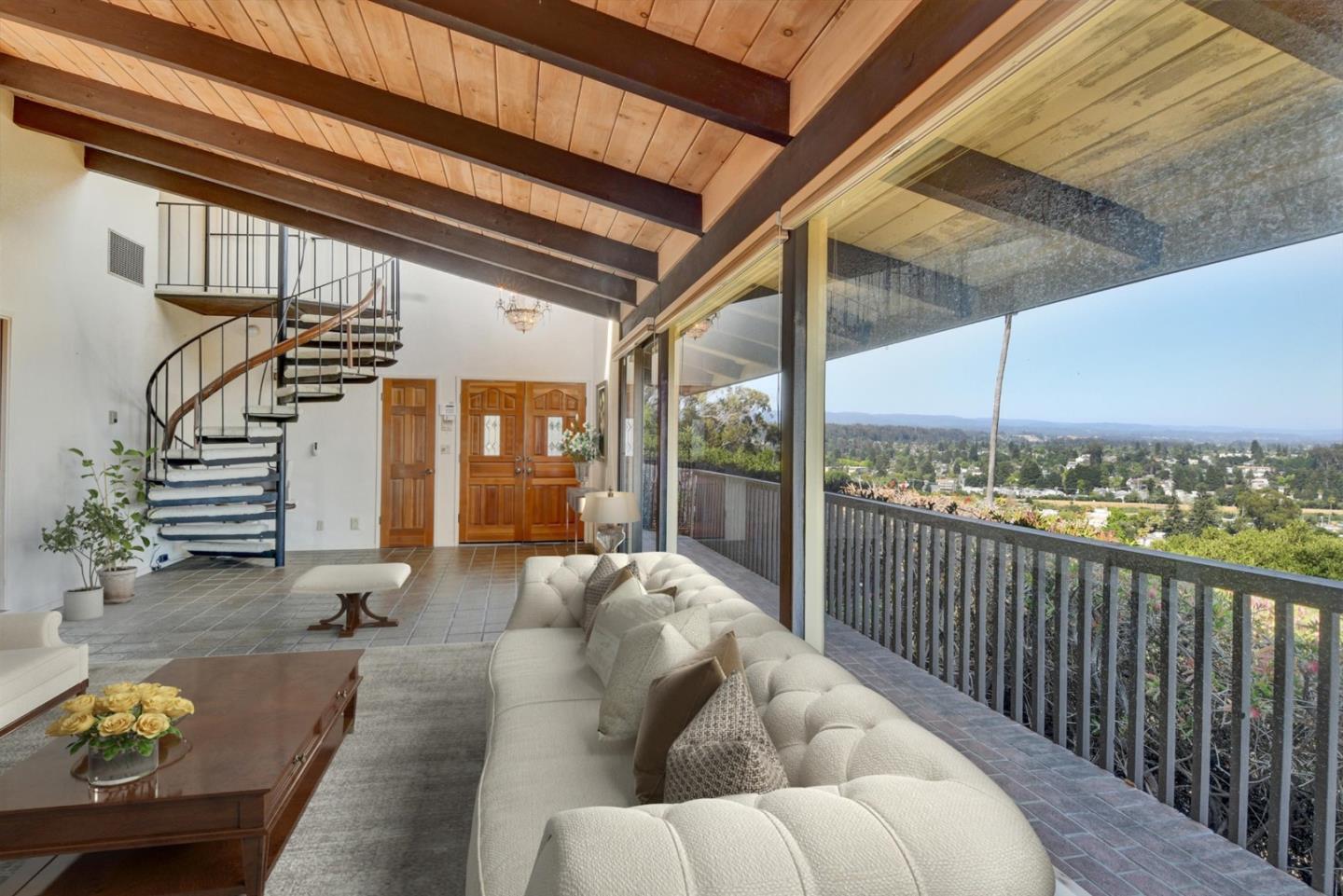 Detail Gallery Image 4 of 18 For 350 Highland Ave, Santa Cruz,  CA 95060 - – Beds | – Baths