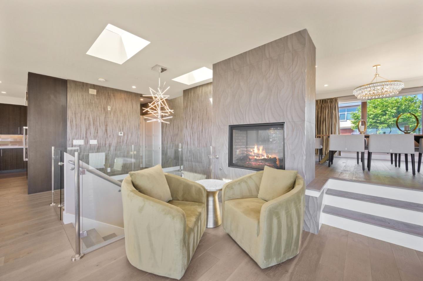 Detail Gallery Image 16 of 111 For 1548 Los Montes Dr, Burlingame,  CA 94010 - 4 Beds | 3/2 Baths