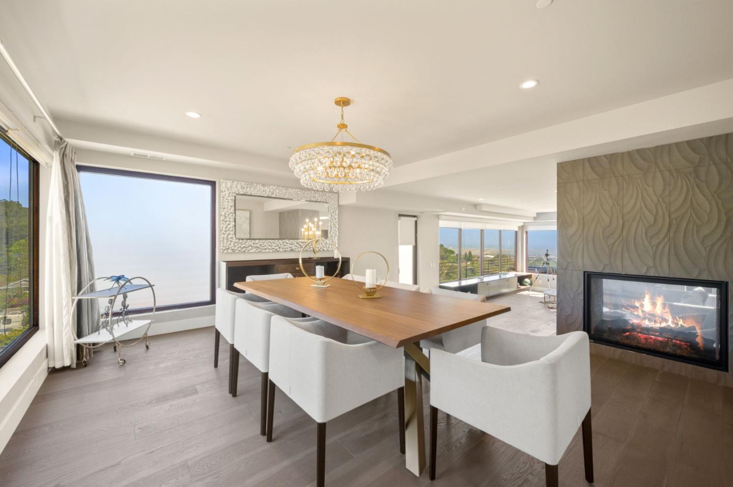 Detail Gallery Image 38 of 111 For 1548 Los Montes Dr, Burlingame,  CA 94010 - 4 Beds | 3/2 Baths
