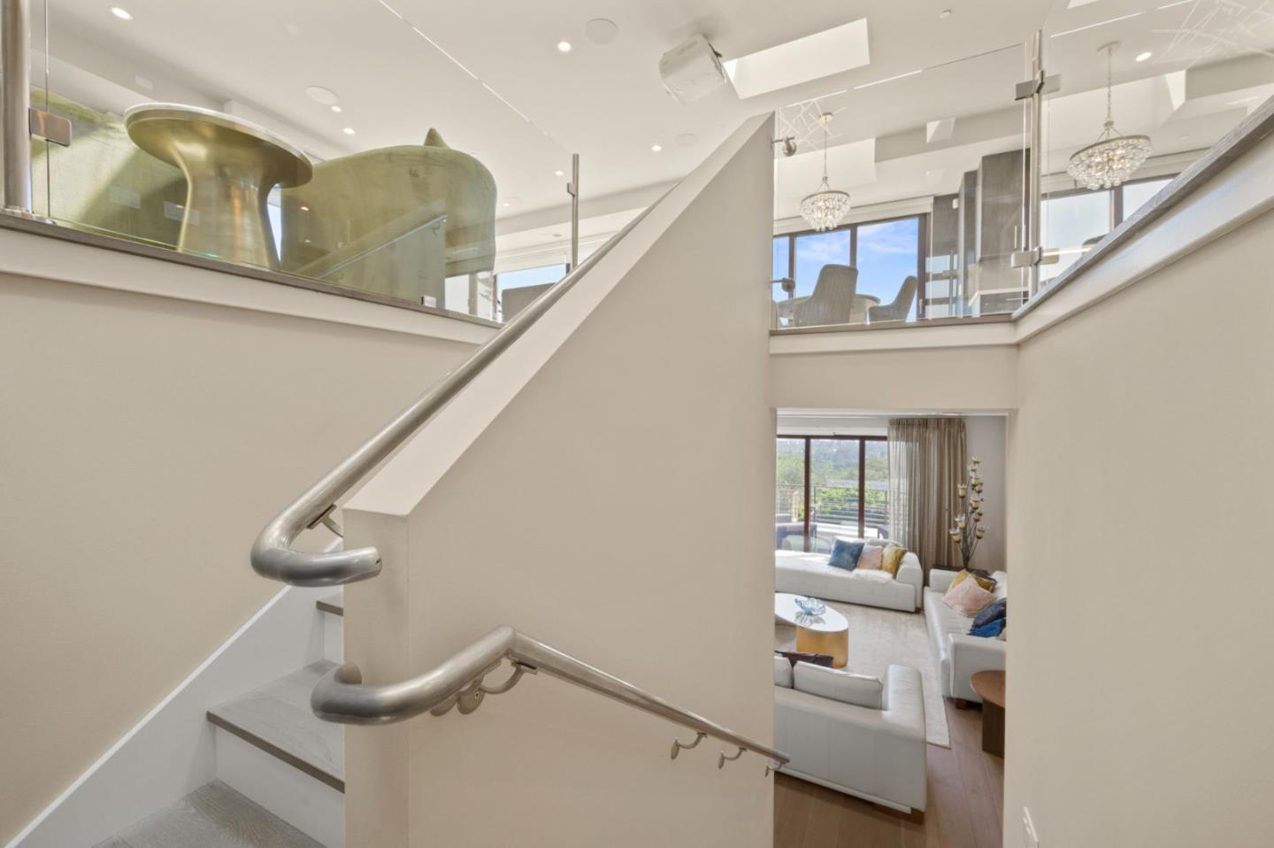 Detail Gallery Image 56 of 111 For 1548 Los Montes Dr, Burlingame,  CA 94010 - 4 Beds | 3/2 Baths
