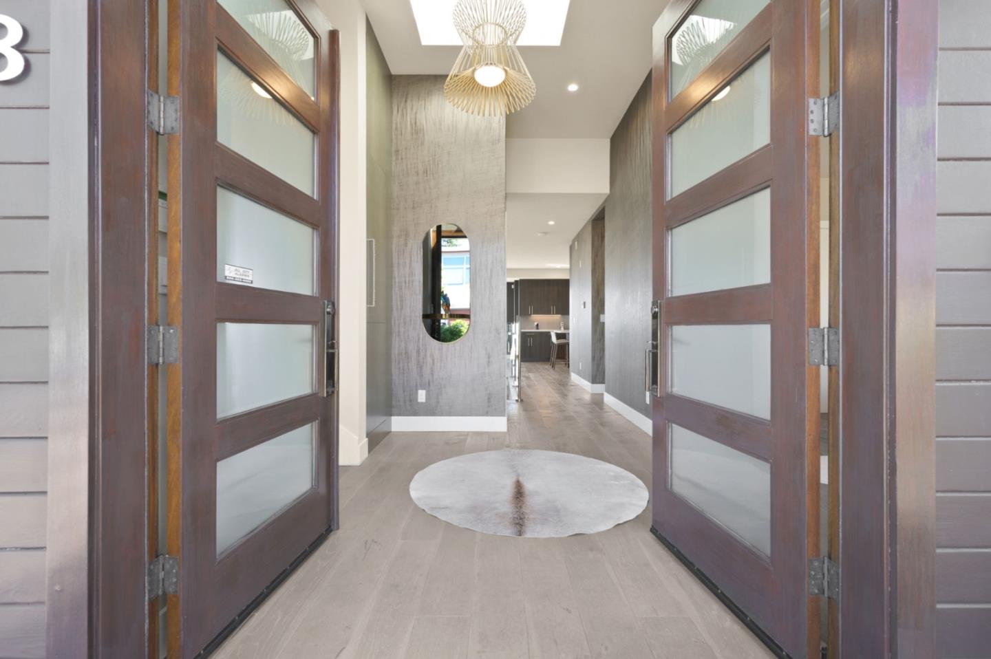 Detail Gallery Image 7 of 111 For 1548 Los Montes Dr, Burlingame,  CA 94010 - 4 Beds | 3/2 Baths