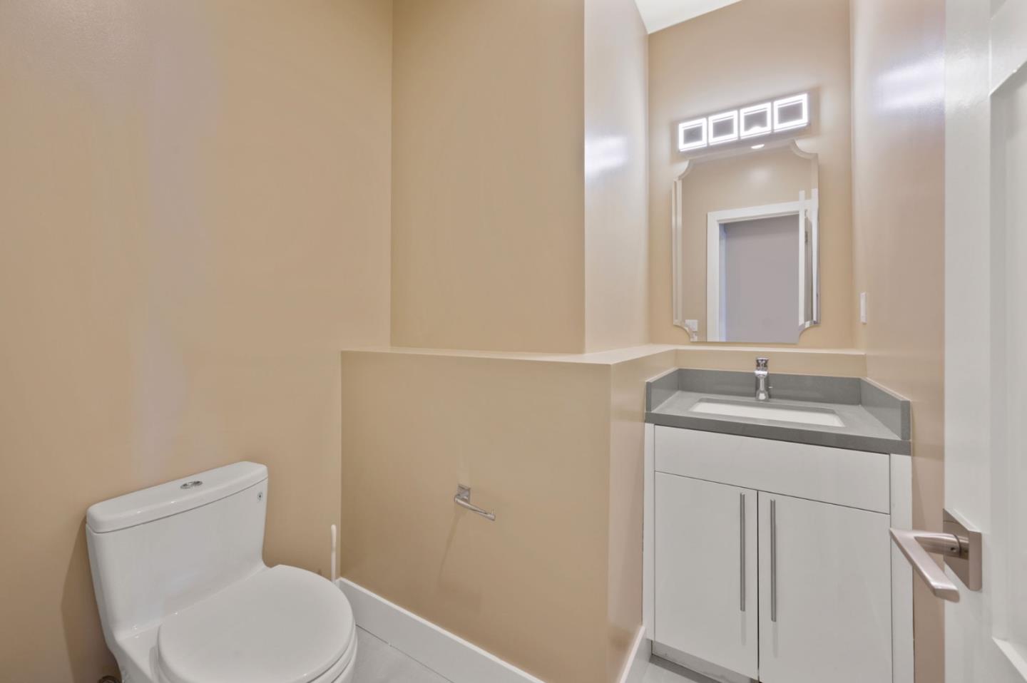 Detail Gallery Image 71 of 111 For 1548 Los Montes Dr, Burlingame,  CA 94010 - 4 Beds | 3/2 Baths