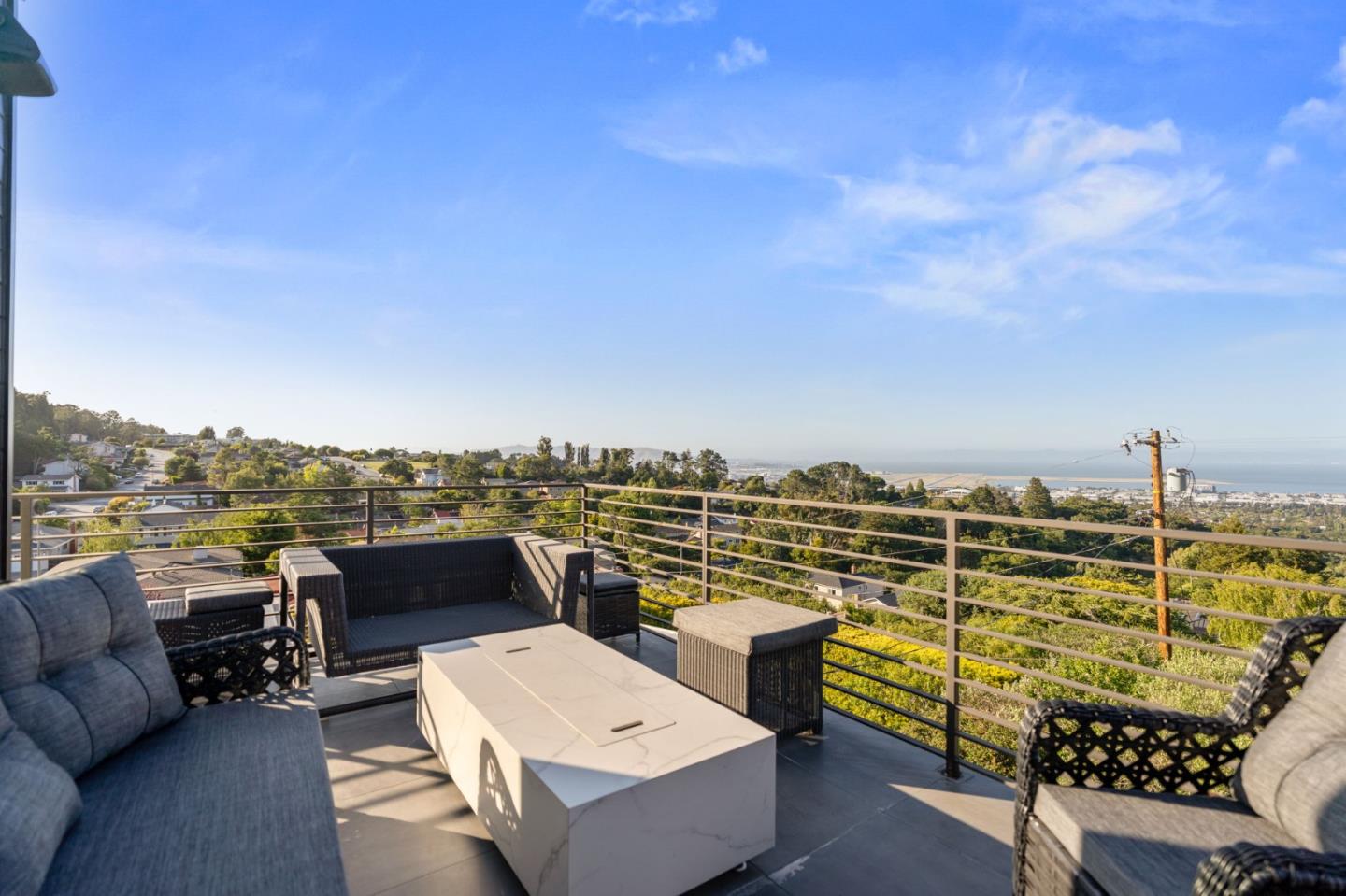 Detail Gallery Image 84 of 111 For 1548 Los Montes Dr, Burlingame,  CA 94010 - 4 Beds | 3/2 Baths