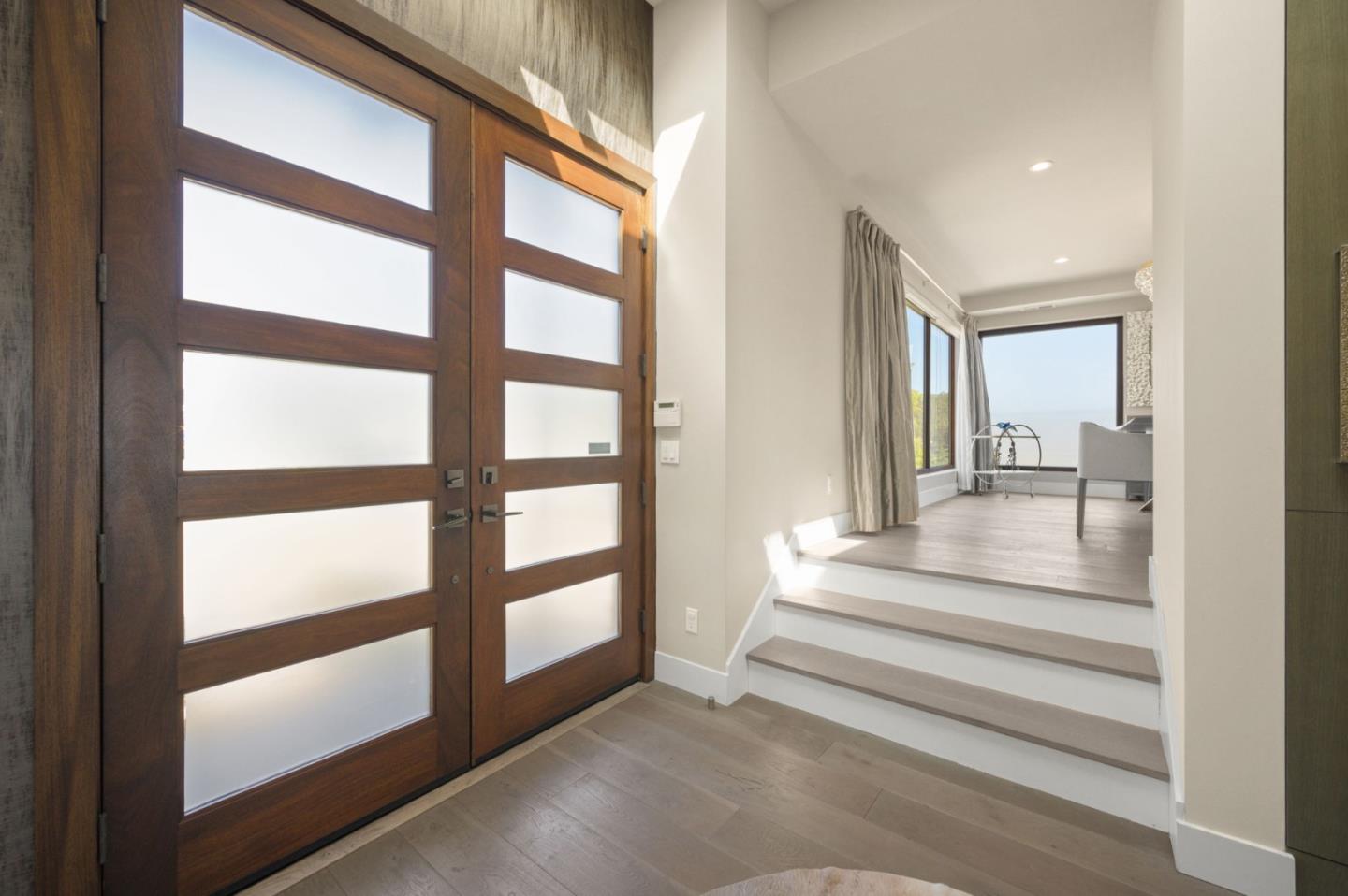 Detail Gallery Image 9 of 111 For 1548 Los Montes Dr, Burlingame,  CA 94010 - 4 Beds | 3/2 Baths