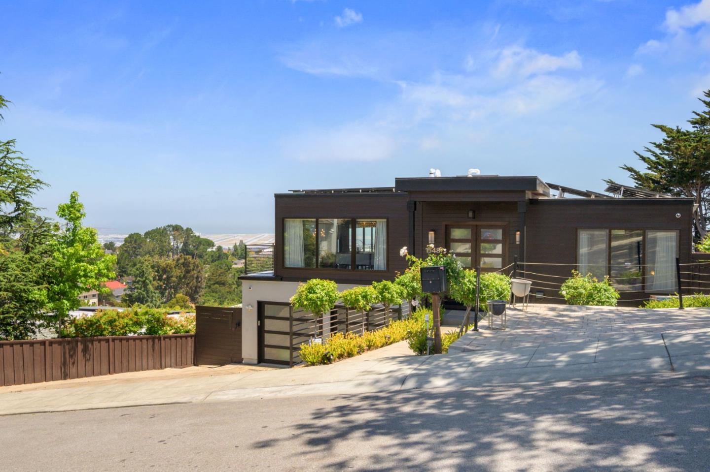 Detail Gallery Image 97 of 111 For 1548 Los Montes Dr, Burlingame,  CA 94010 - 4 Beds | 3/2 Baths