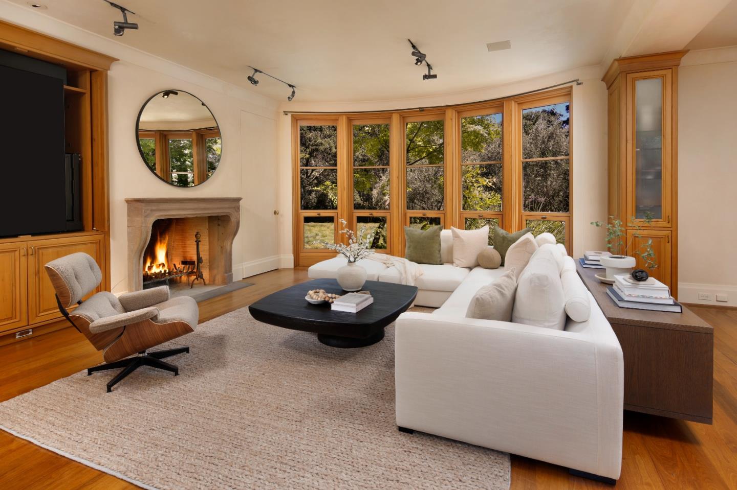 Detail Gallery Image 11 of 32 For 211 Winding Way, Woodside,  CA 94062 - 6 Beds | 6/2 Baths