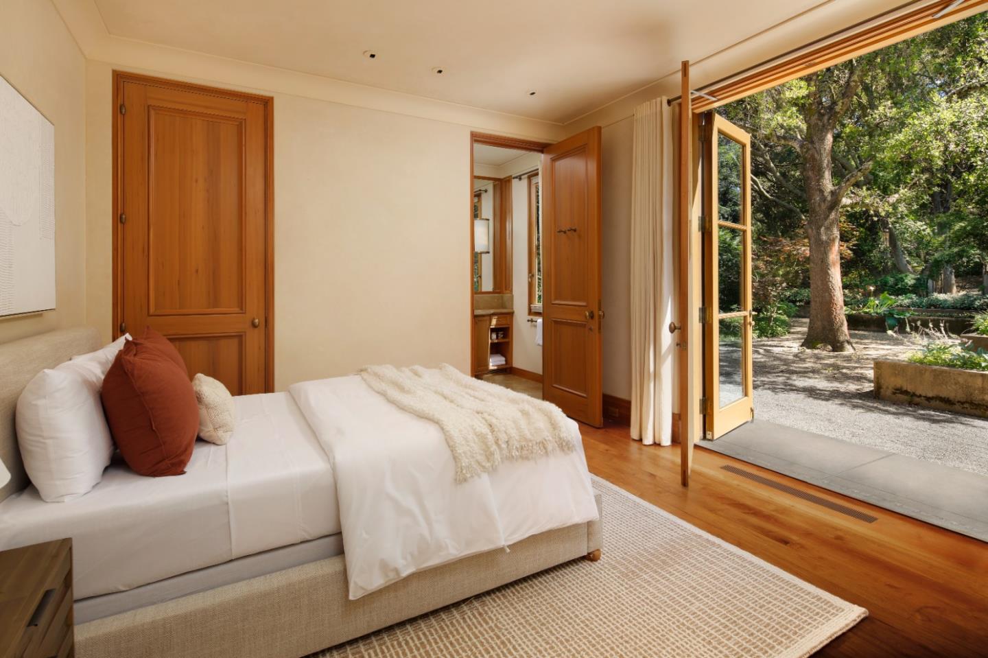 211 Winding Way, Woodside, CA, 94062