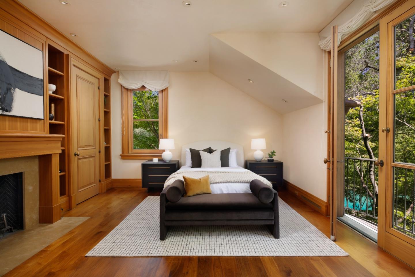 Detail Gallery Image 23 of 32 For 211 Winding Way, Woodside,  CA 94062 - 6 Beds | 6/2 Baths