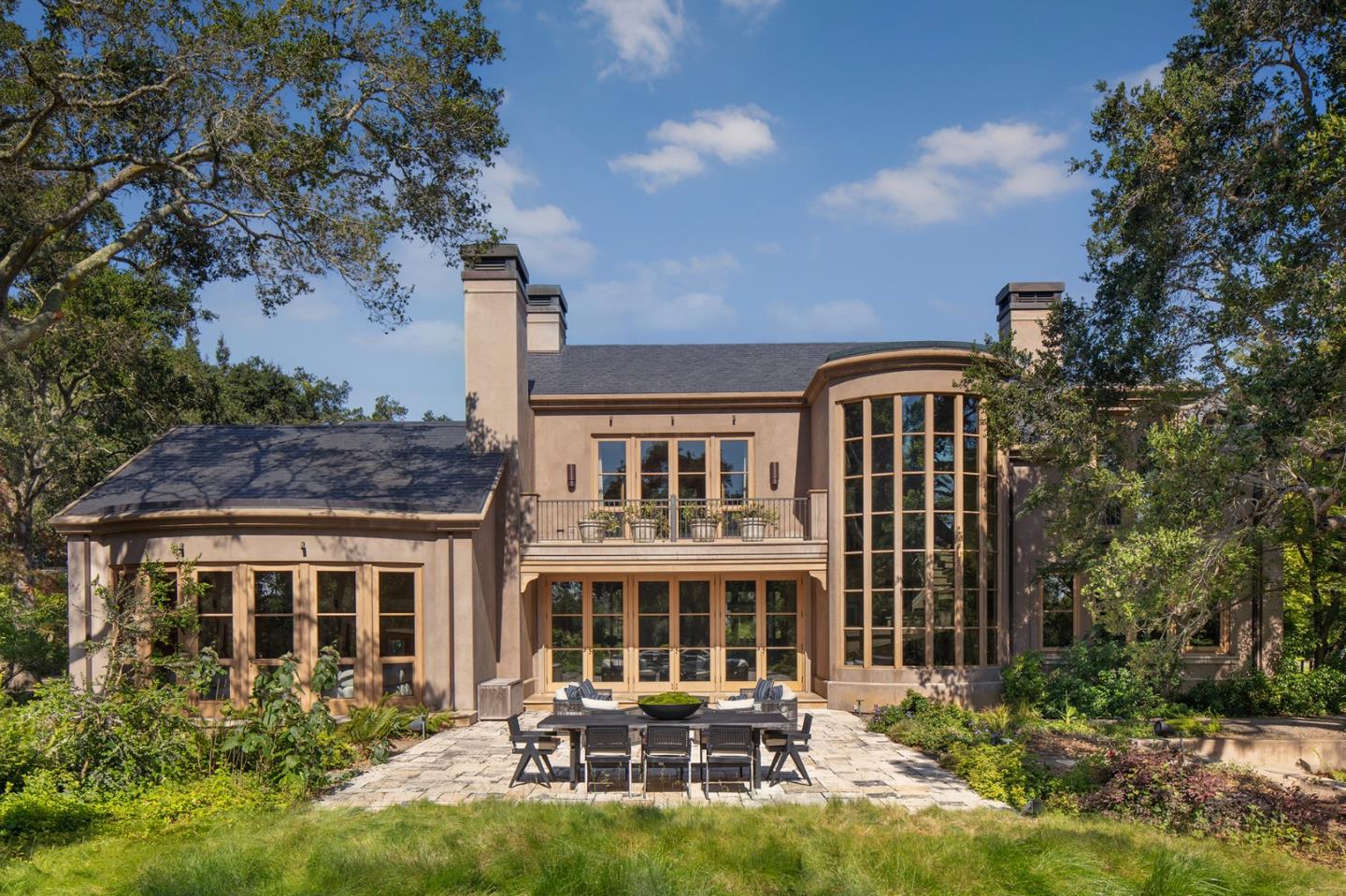 Detail Gallery Image 25 of 32 For 211 Winding Way, Woodside,  CA 94062 - 6 Beds | 6/2 Baths