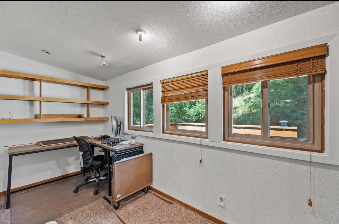 Detail Gallery Image 11 of 29 For 1018 Rambling Rd, Boulder Creek,  CA 95006 - 2 Beds | 1 Baths
