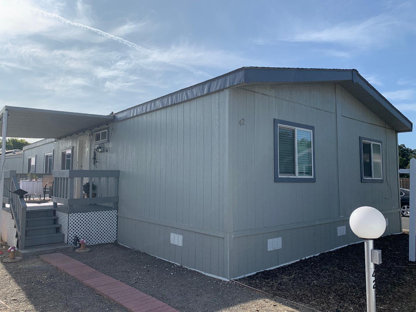 Detail Gallery Image 1 of 25 For 42 Erma Ln #42,  Davis,  CA 95618 - 3 Beds | 2 Baths