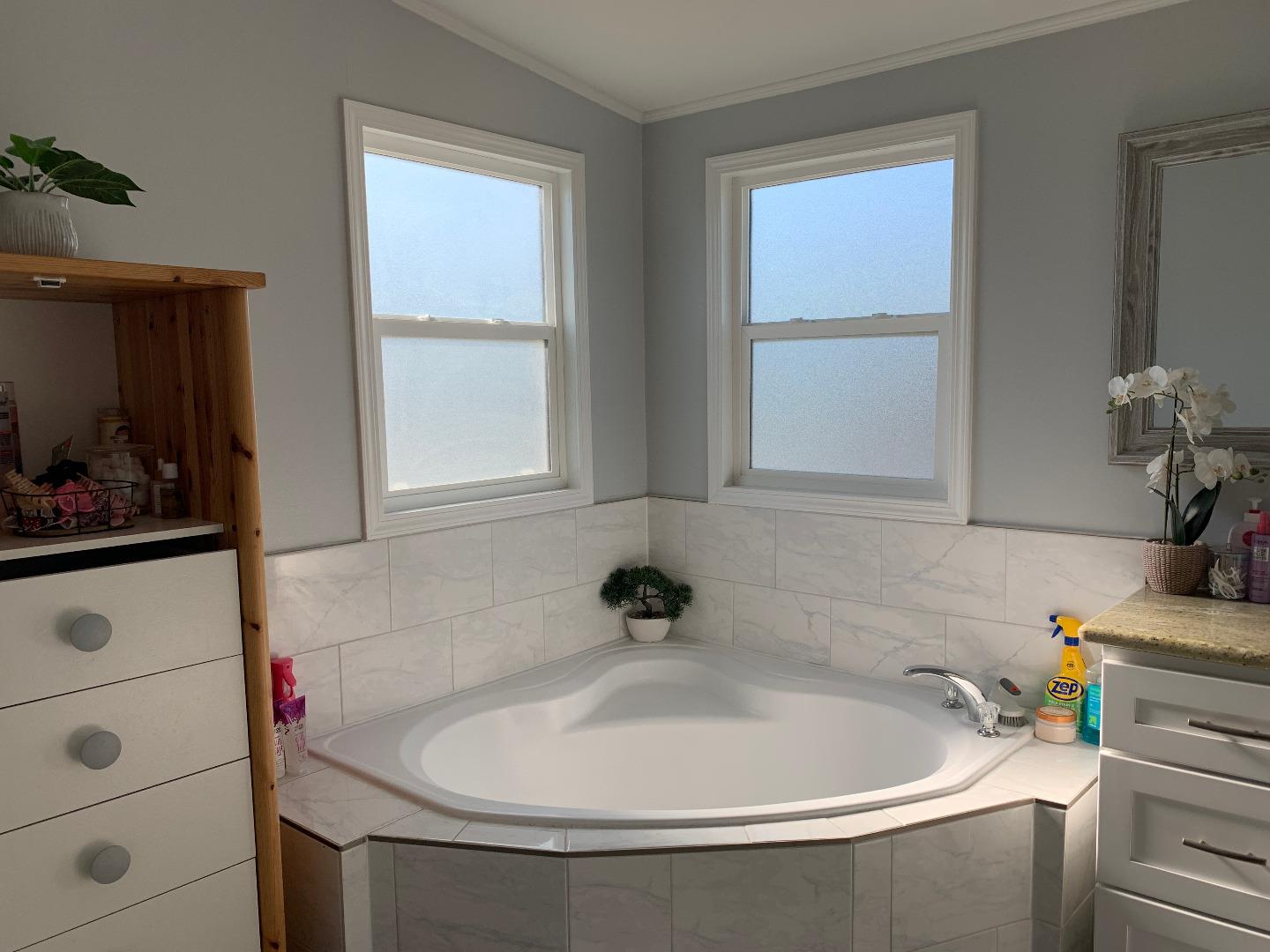 Detail Gallery Image 14 of 25 For 42 Erma Ln #42,  Davis,  CA 95618 - 3 Beds | 2 Baths