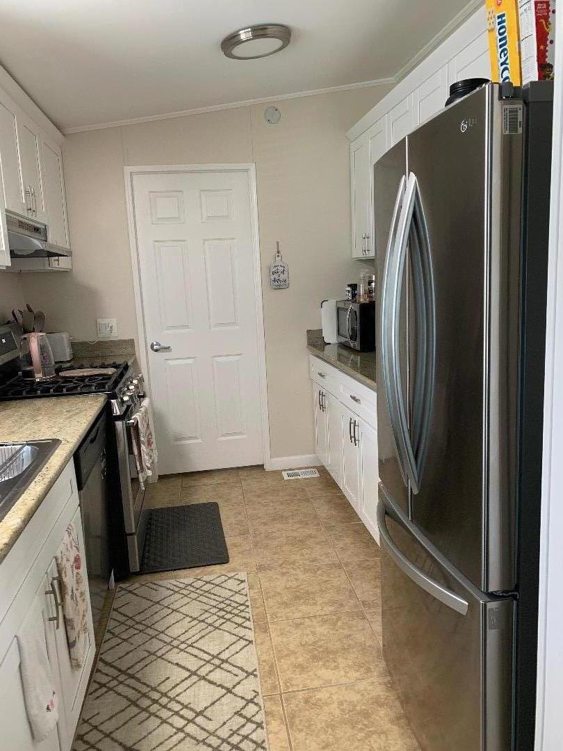 Detail Gallery Image 7 of 25 For 42 Erma Ln #42,  Davis,  CA 95618 - 3 Beds | 2 Baths