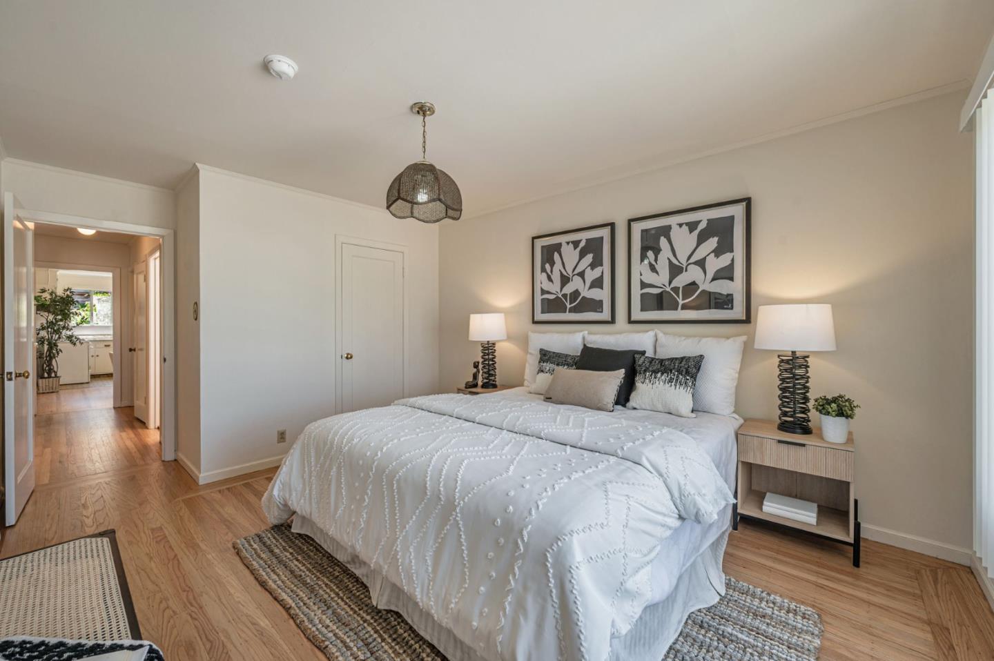 Detail Gallery Image 16 of 26 For 319 Sweeny St, San Francisco,  CA 94134 - 3 Beds | 1 Baths