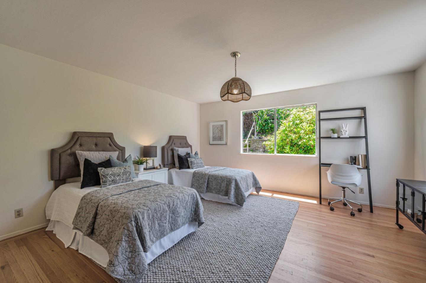 Detail Gallery Image 21 of 26 For 319 Sweeny St, San Francisco,  CA 94134 - 3 Beds | 1 Baths
