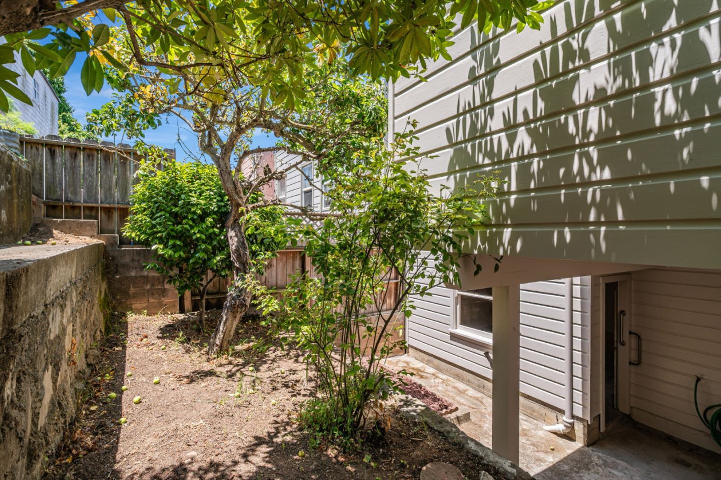Detail Gallery Image 25 of 26 For 319 Sweeny St, San Francisco,  CA 94134 - 3 Beds | 1 Baths