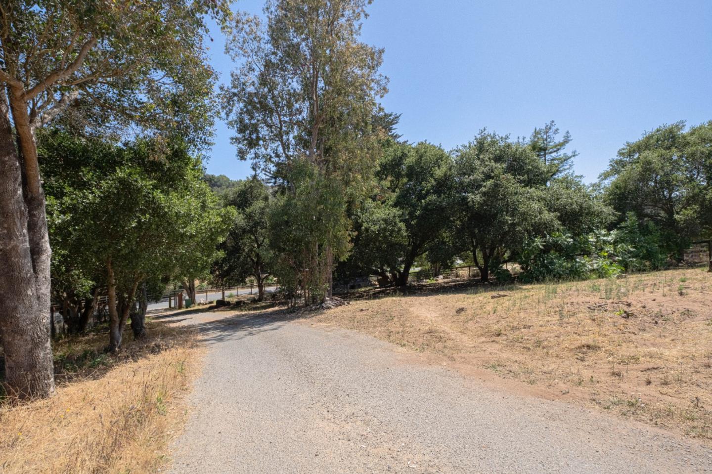Detail Gallery Image 34 of 42 For 143 Tucker Rd, Royal Oaks,  CA 95076 - 3 Beds | 2/1 Baths