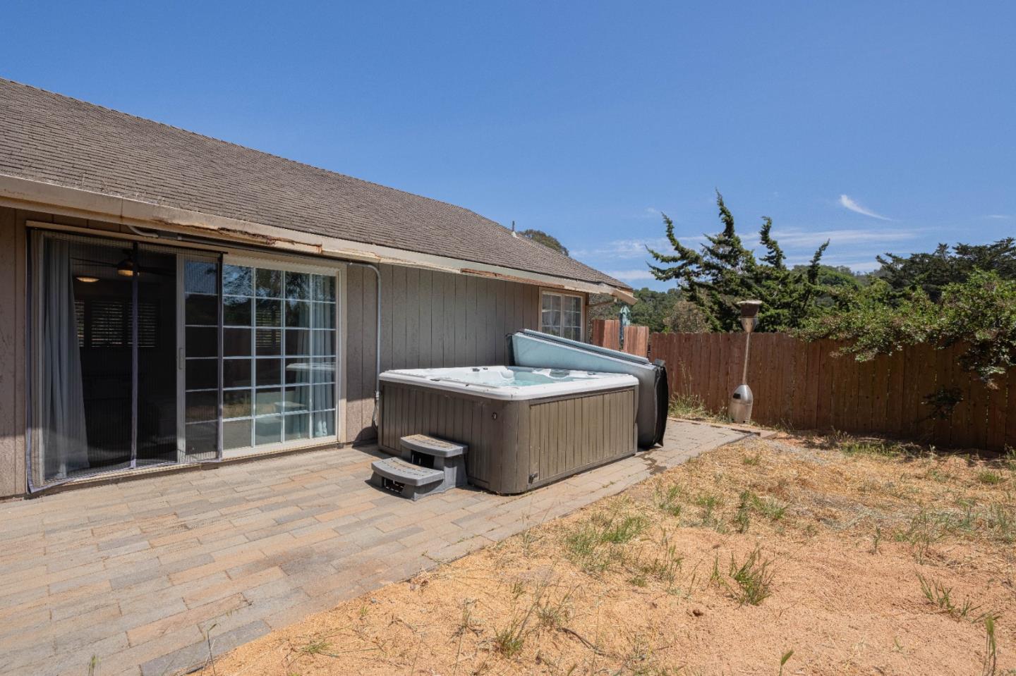 Detail Gallery Image 6 of 42 For 143 Tucker Rd, Royal Oaks,  CA 95076 - 3 Beds | 2/1 Baths