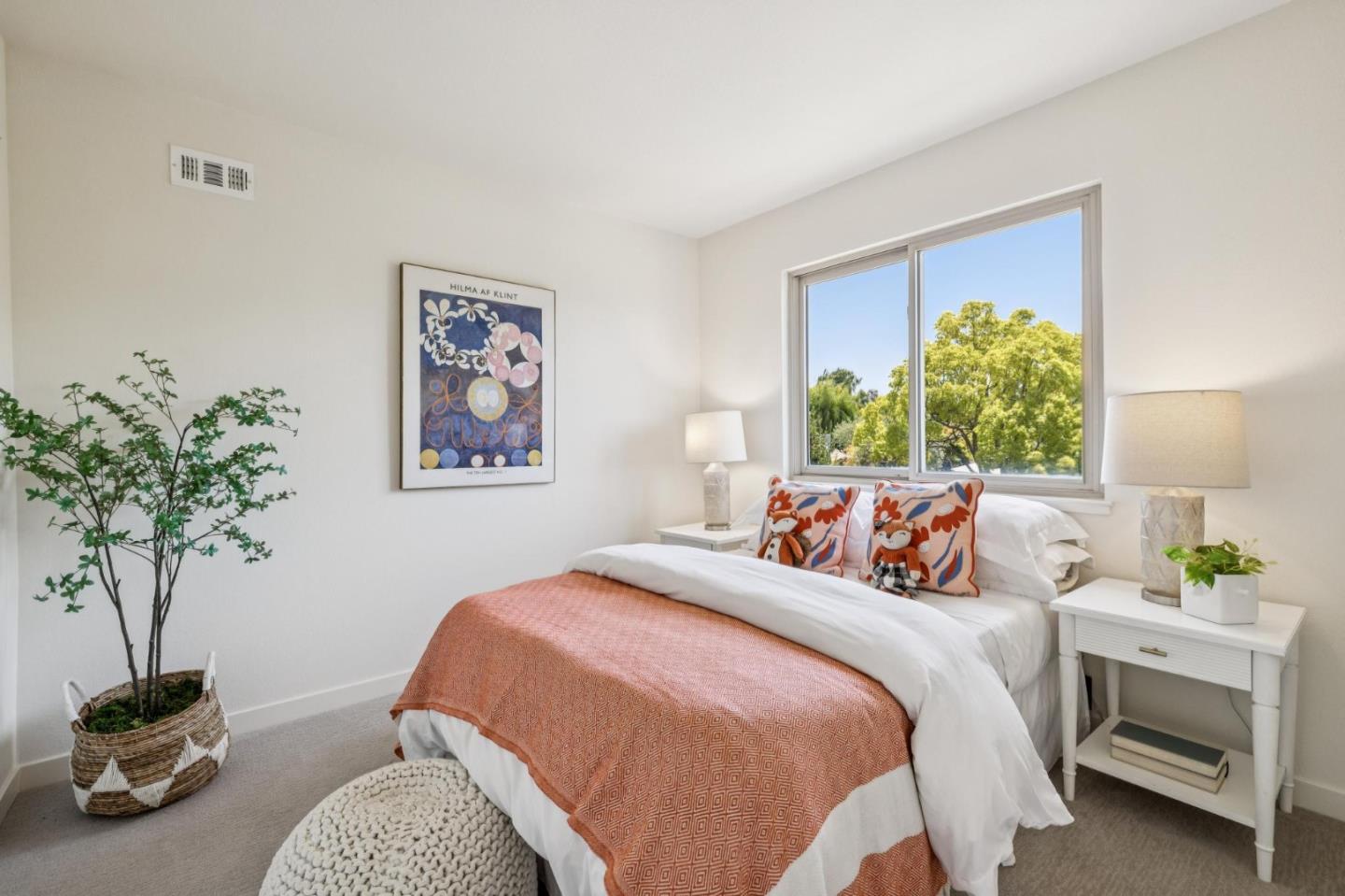 Detail Gallery Image 16 of 21 For 756 Davit Ln, Redwood City,  CA 94065 - 4 Beds | 2/1 Baths