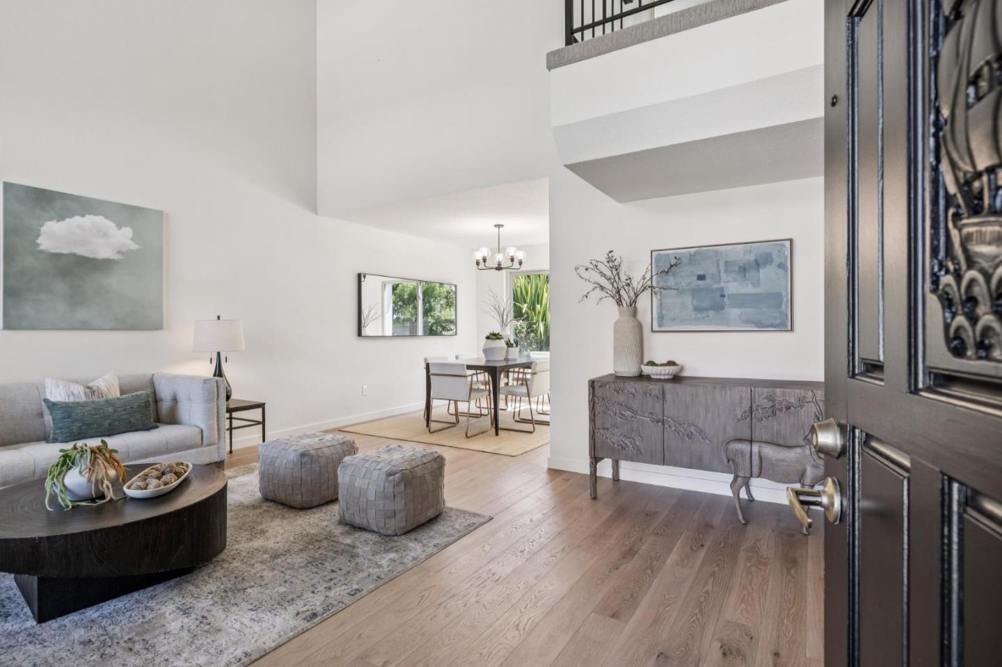 Detail Gallery Image 2 of 21 For 756 Davit Ln, Redwood City,  CA 94065 - 4 Beds | 2/1 Baths