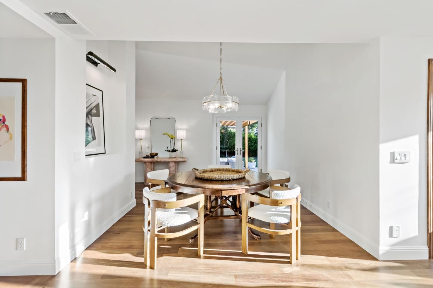 Detail Gallery Image 29 of 70 For 10 Bennett Rd, Redwood City,  CA 94062 - 4 Beds | 4 Baths