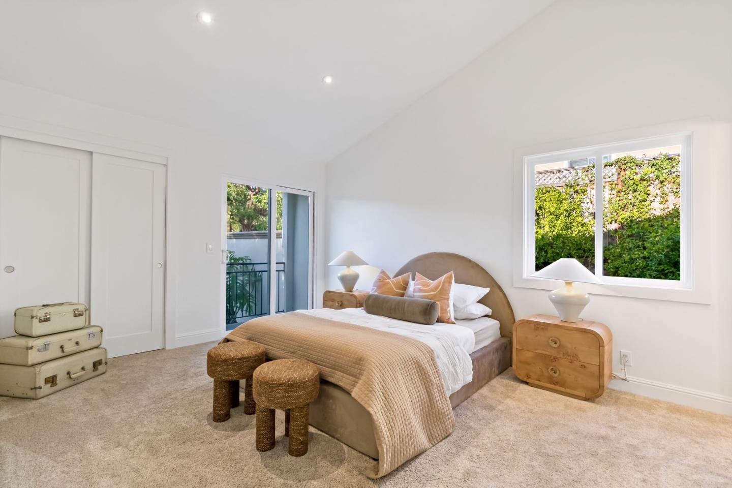 Detail Gallery Image 50 of 70 For 10 Bennett Rd, Redwood City,  CA 94062 - 4 Beds | 4 Baths