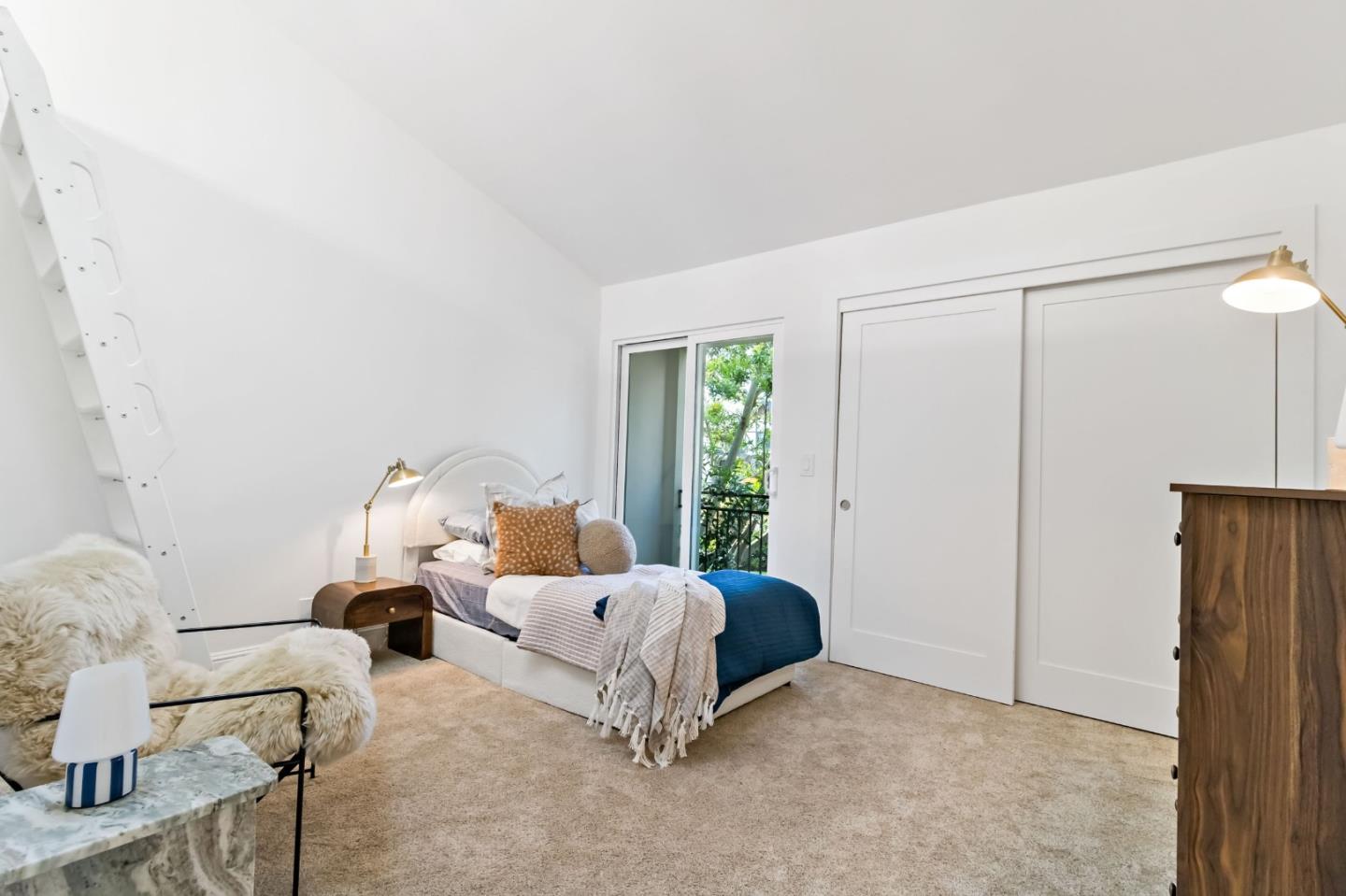 Detail Gallery Image 52 of 70 For 10 Bennett Rd, Redwood City,  CA 94062 - 4 Beds | 4 Baths