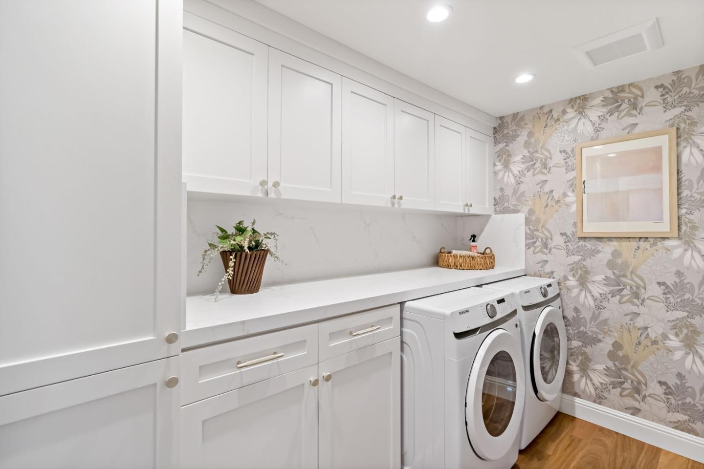 Detail Gallery Image 63 of 70 For 10 Bennett Rd, Redwood City,  CA 94062 - 4 Beds | 4 Baths